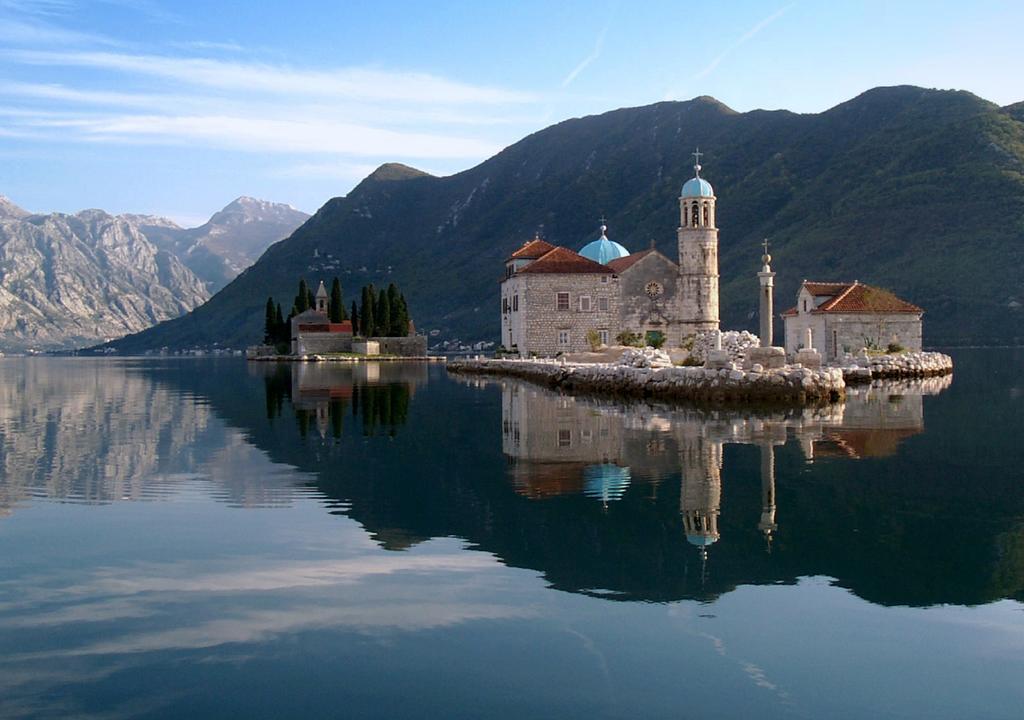 Holiday Home Stone House Perast Exterior photo